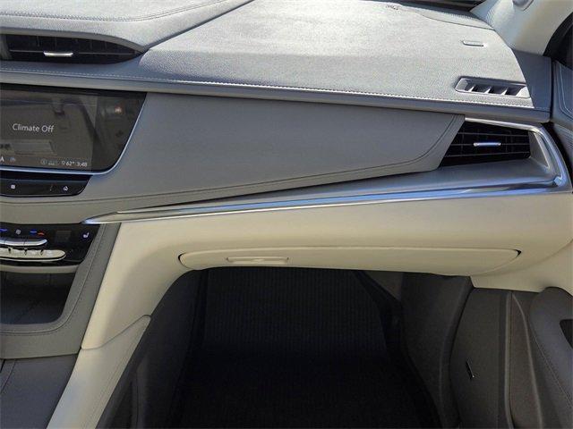 used 2020 Cadillac XT5 car, priced at $22,686