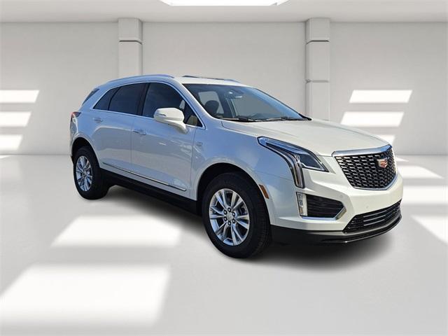 new 2026 Cadillac XT5 car, priced at $43,331