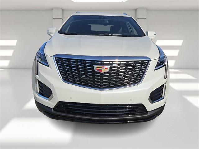 new 2026 Cadillac XT5 car, priced at $43,331