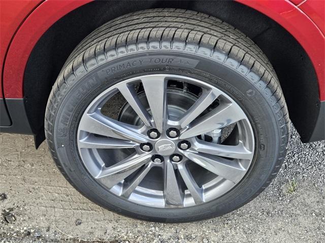 new 2025 Cadillac XT5 car, priced at $50,197