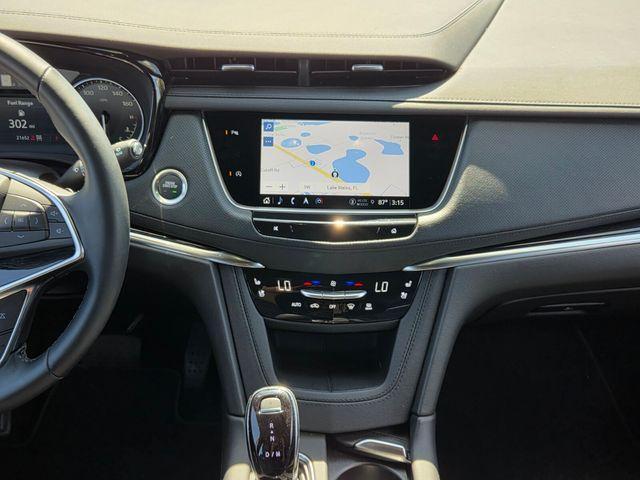 used 2025 Cadillac XT5 car, priced at $43,997