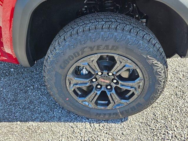 new 2025 GMC Canyon car, priced at $39,930