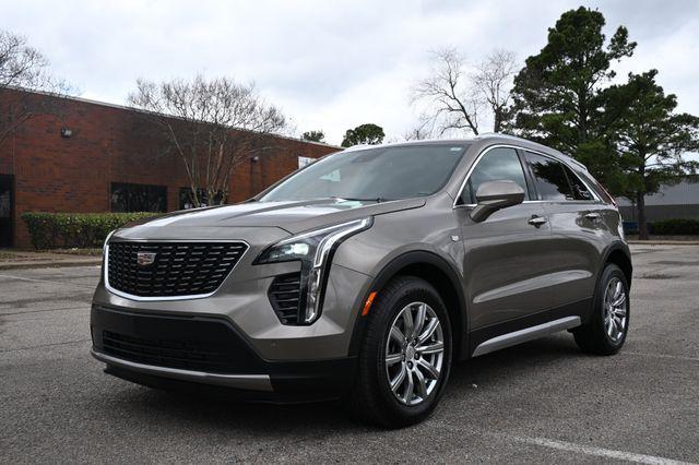 used 2020 Cadillac XT4 car, priced at $17,800