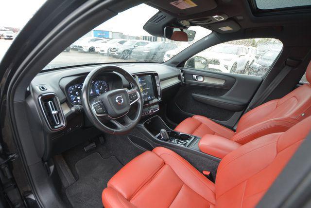 used 2019 Volvo XC40 car, priced at $22,990