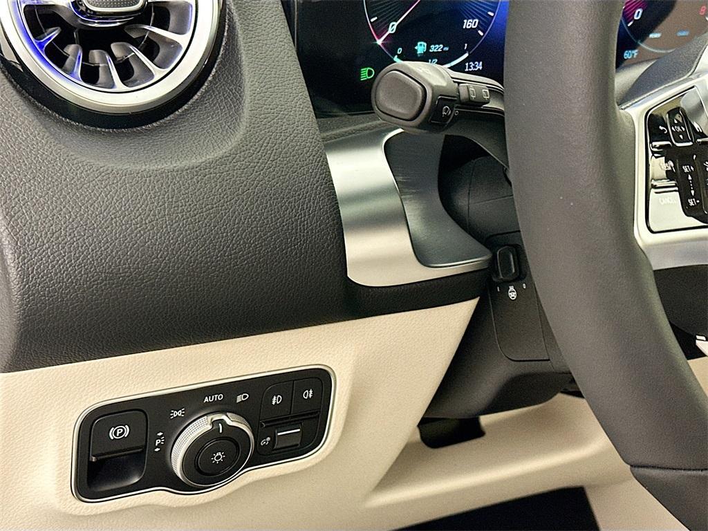 new 2026 Mercedes-Benz GLB 250 car, priced at $54,285