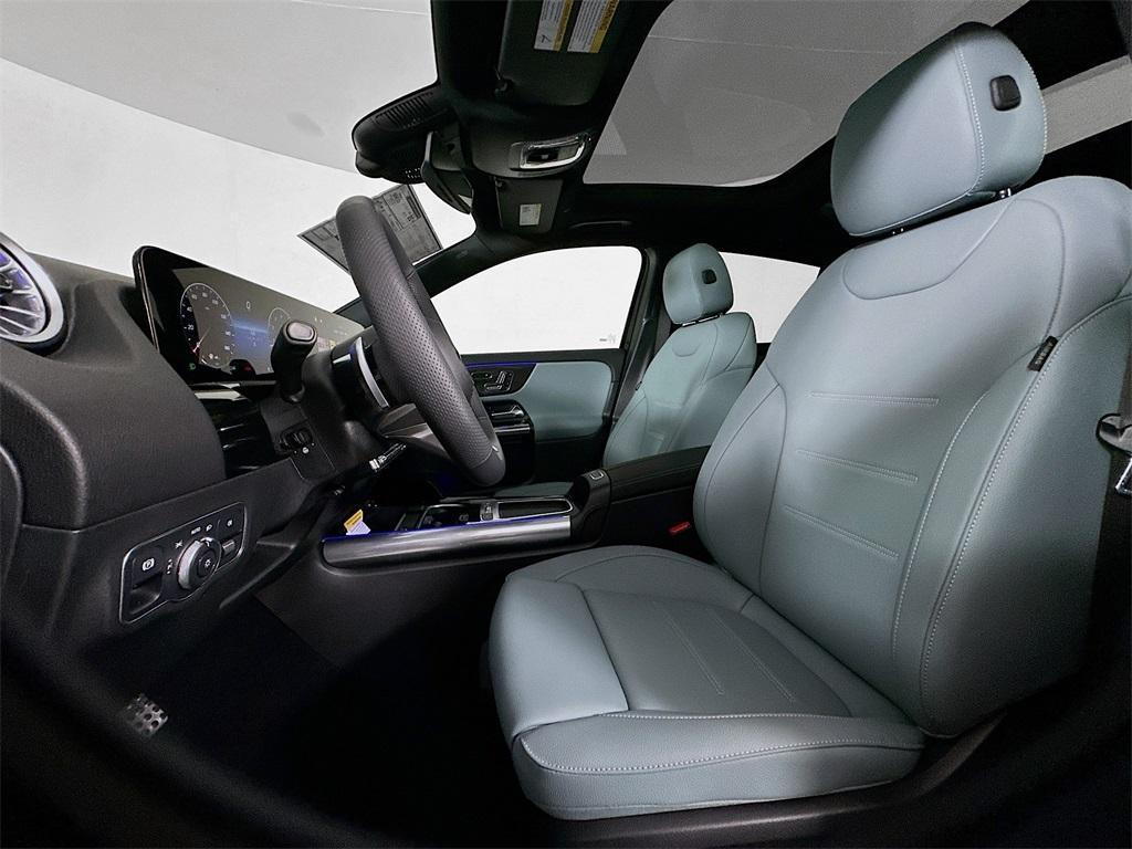 new 2026 Mercedes-Benz GLA 250 car, priced at $54,550