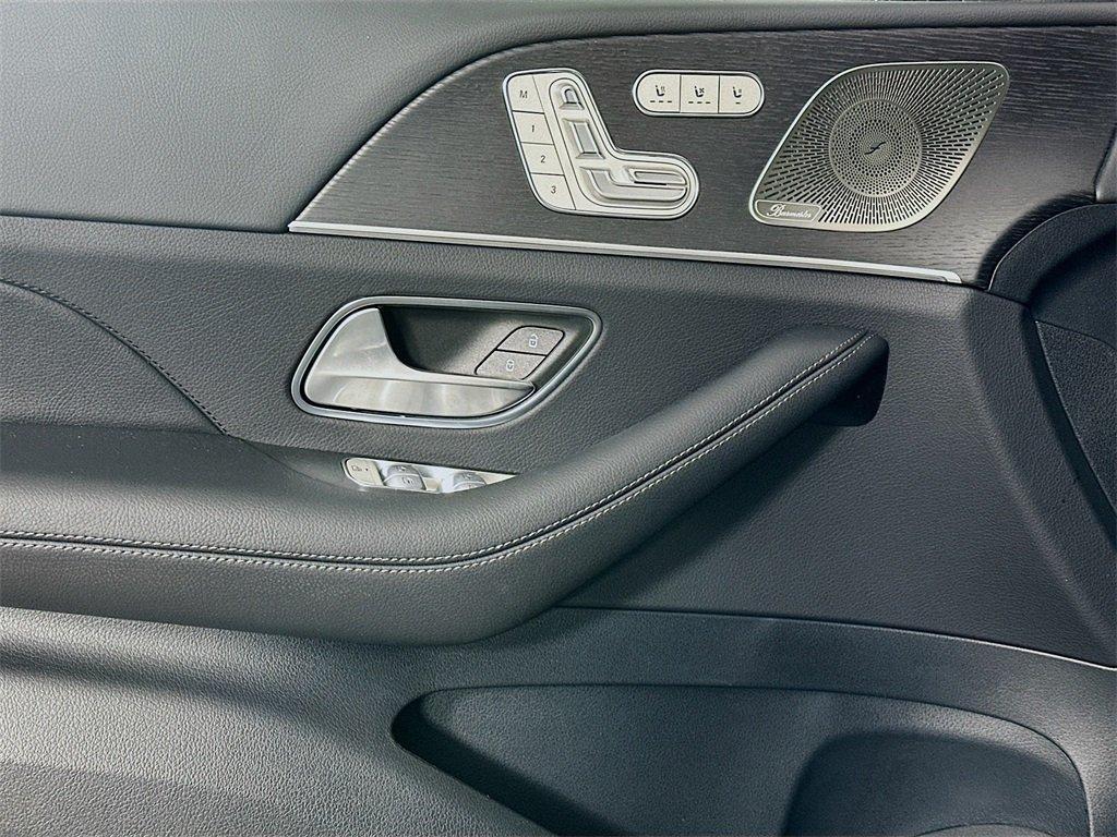 new 2026 Mercedes-Benz GLS 450 car, priced at $103,065