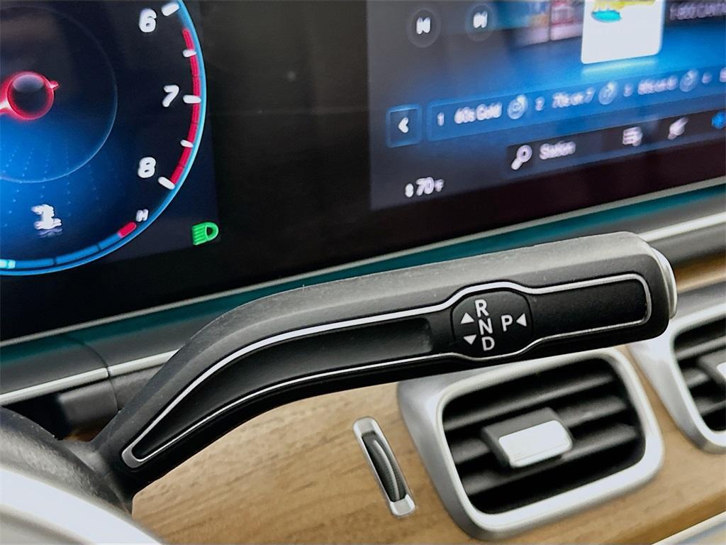 used 2022 Mercedes-Benz GLE 350 car, priced at $46,500