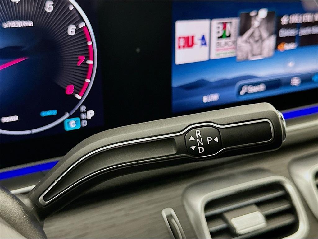 new 2026 Mercedes-Benz GLE 450 car, priced at $77,345