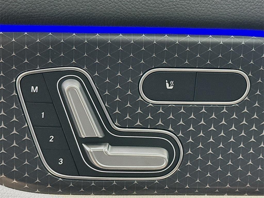 new 2026 Mercedes-Benz GLA 250 car, priced at $48,985