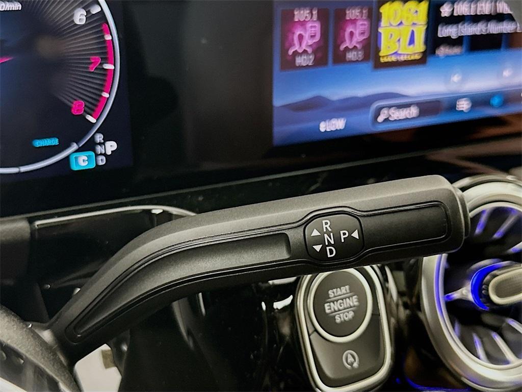 new 2026 Mercedes-Benz GLA 250 car, priced at $48,985