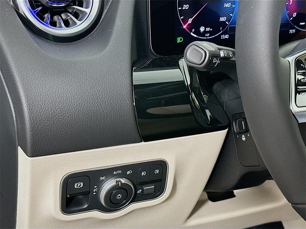 new 2026 Mercedes-Benz GLA 250 car, priced at $48,985