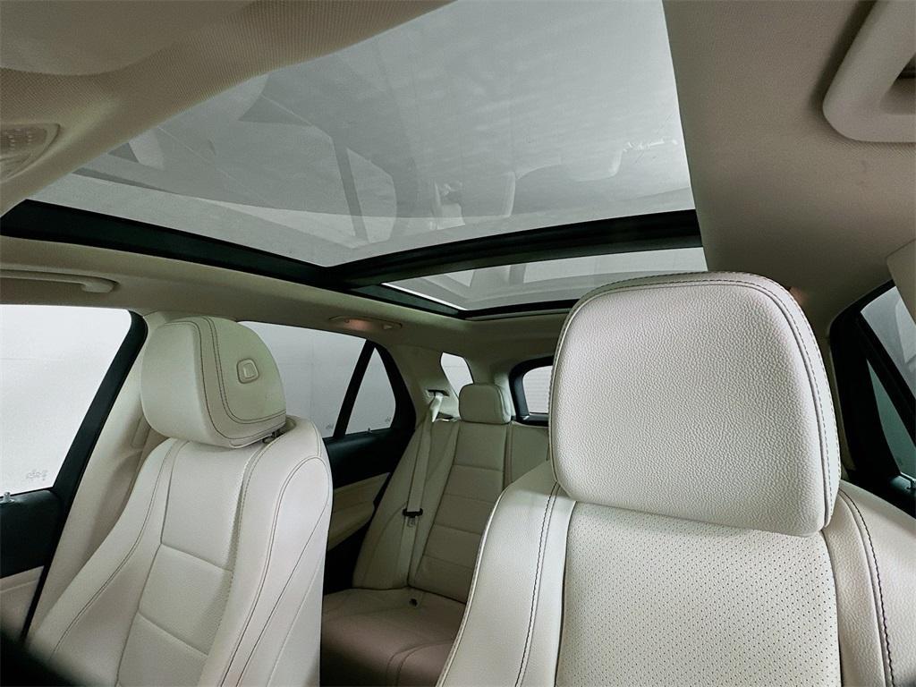 used 2022 Mercedes-Benz GLE 350 car, priced at $49,000