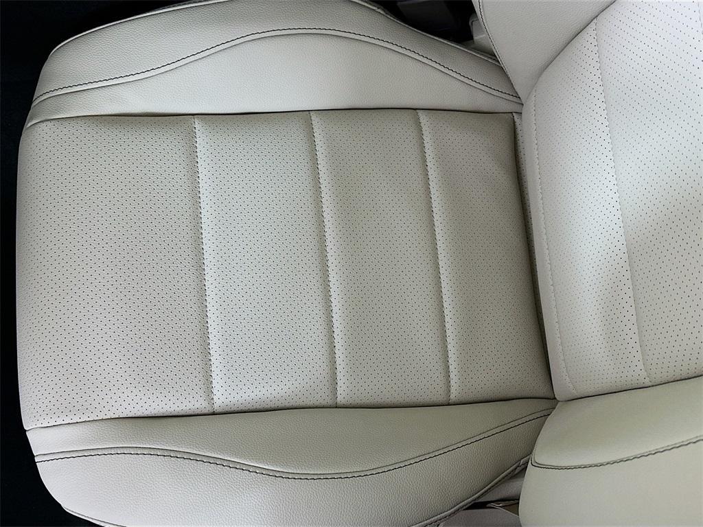 new 2026 Mercedes-Benz GLE 450 car, priced at $80,235