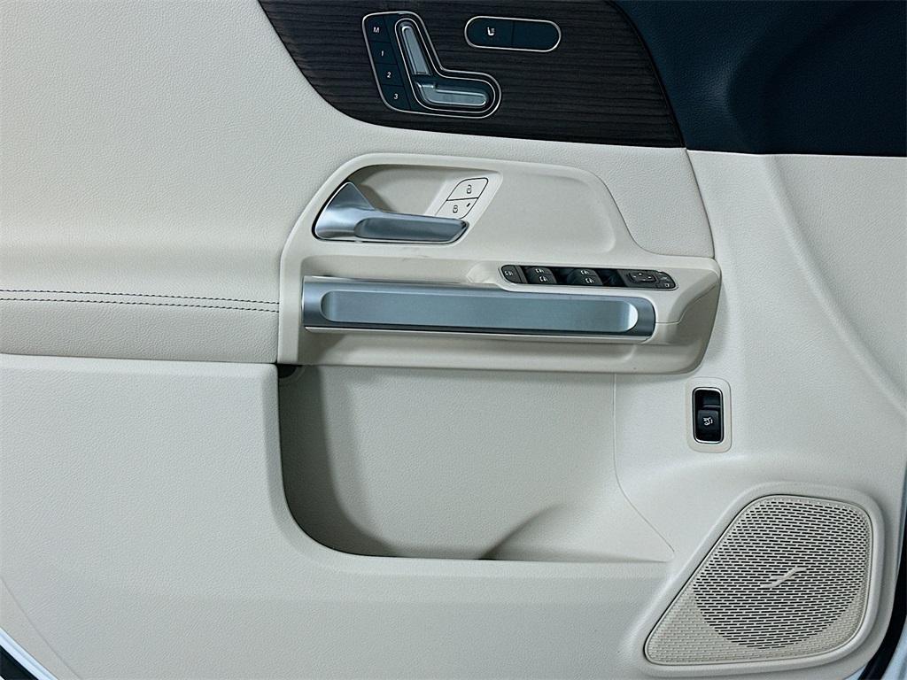 new 2026 Mercedes-Benz GLB 250 car, priced at $50,030