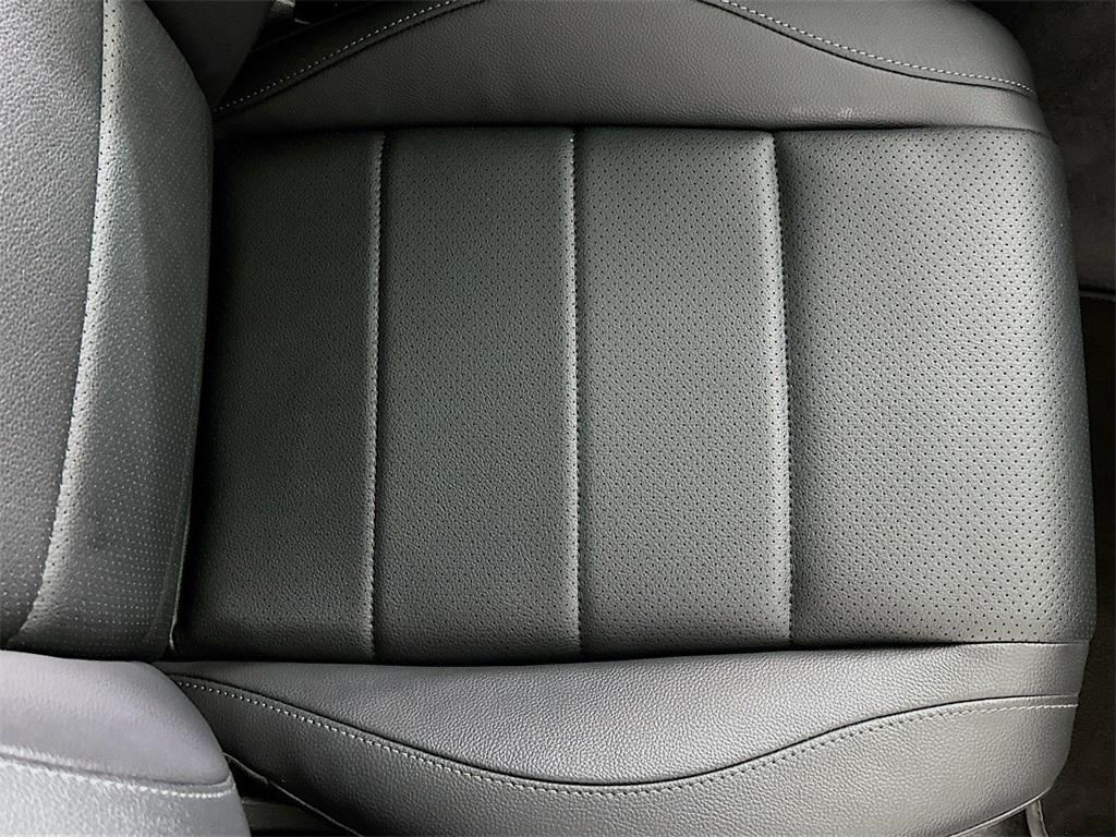 used 2022 Mercedes-Benz GLE 350 car, priced at $40,000