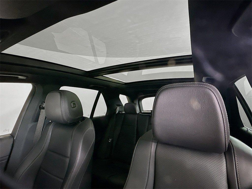 used 2022 Mercedes-Benz GLE 350 car, priced at $40,000