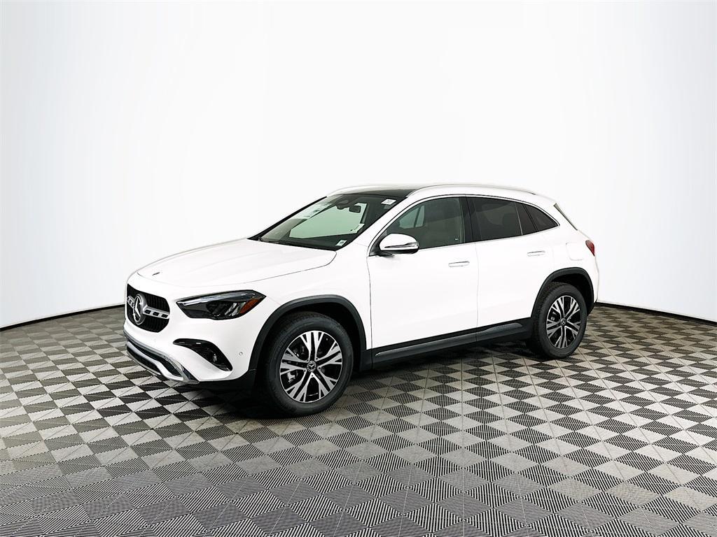 new 2026 Mercedes-Benz GLA 250 car, priced at $48,685