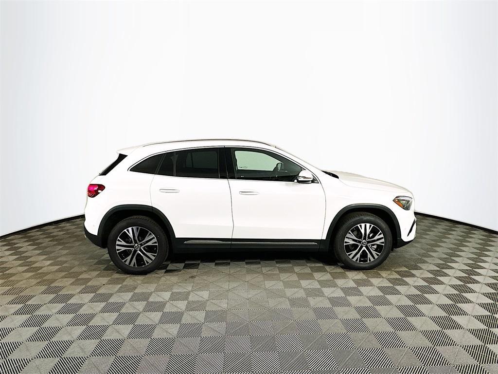 new 2026 Mercedes-Benz GLA 250 car, priced at $48,685