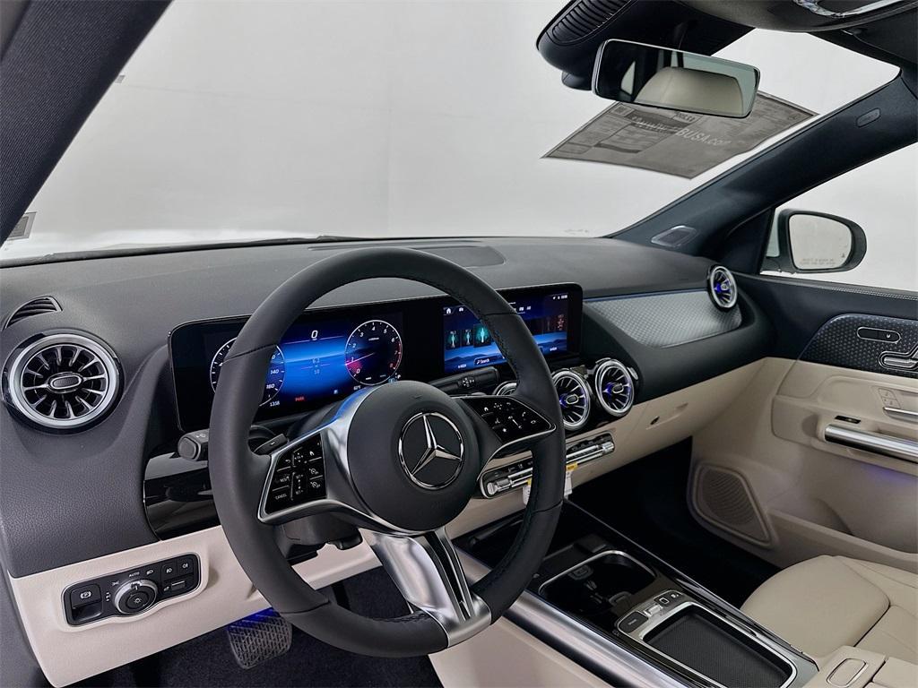 new 2026 Mercedes-Benz GLA 250 car, priced at $47,785
