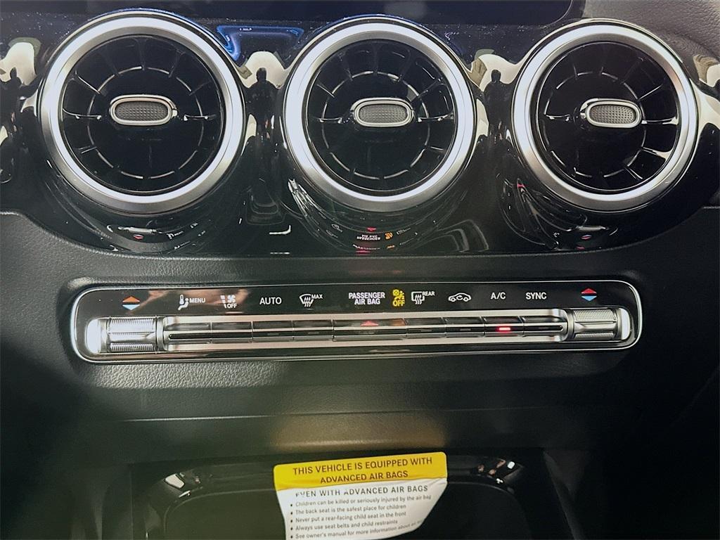 new 2026 Mercedes-Benz GLA 250 car, priced at $46,285