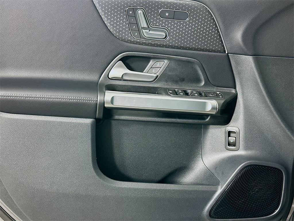 new 2026 Mercedes-Benz GLB 250 car, priced at $52,635