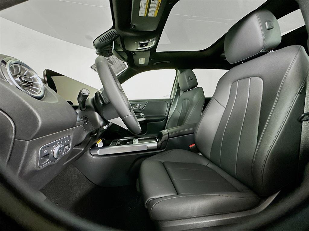new 2026 Mercedes-Benz GLB 250 car, priced at $52,635