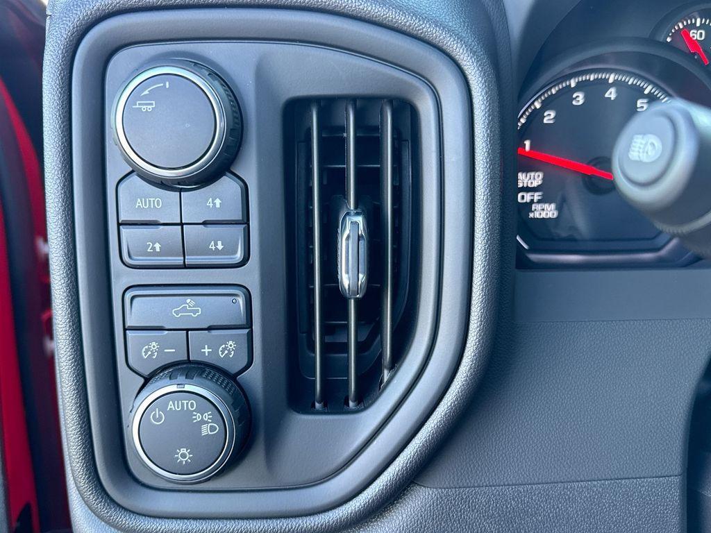 used 2025 Chevrolet Silverado 1500 car, priced at $41,921