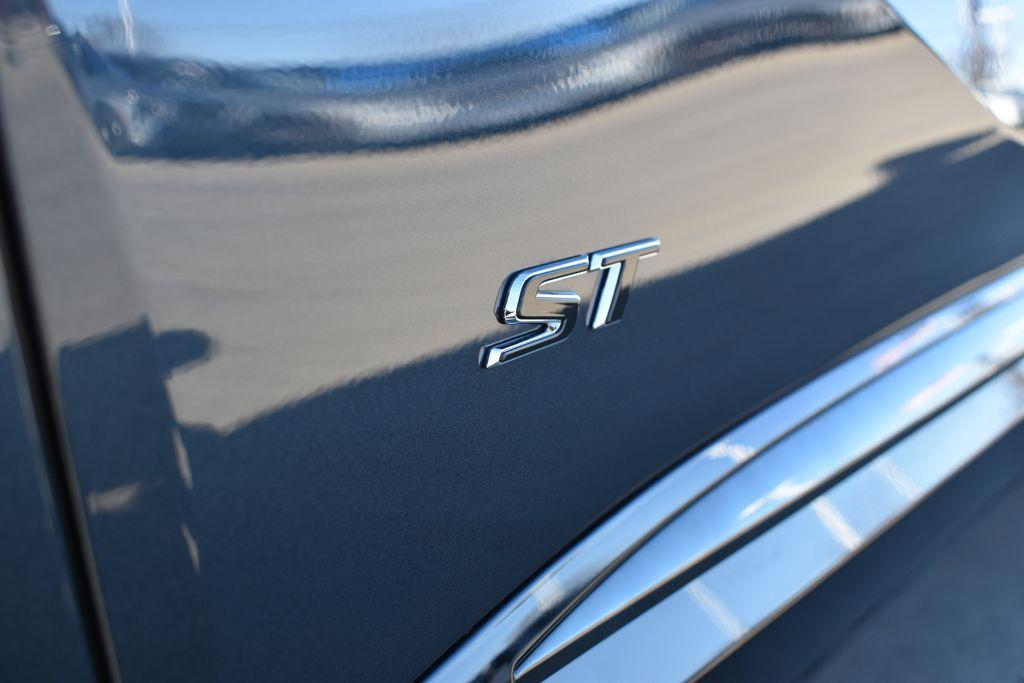 new 2026 Buick Envision car, priced at $48,835