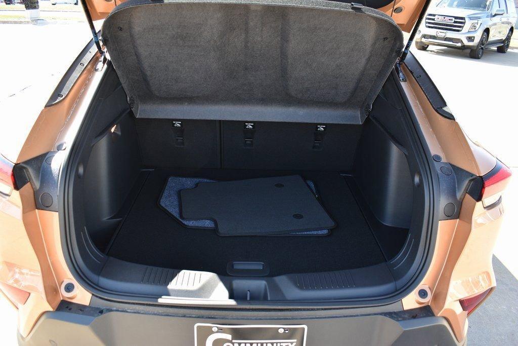 new 2025 Buick Envista car, priced at $25,066