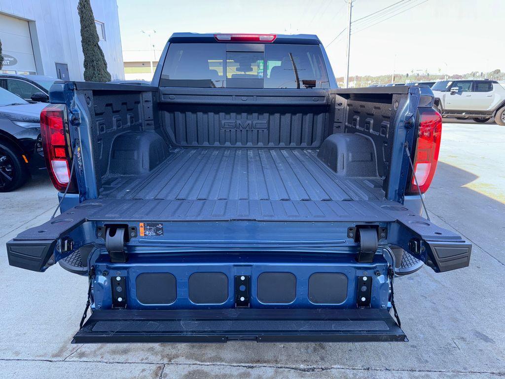 new 2026 GMC Sierra 1500 car, priced at $69,475