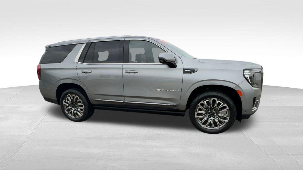used 2024 GMC Yukon car, priced at $77,809