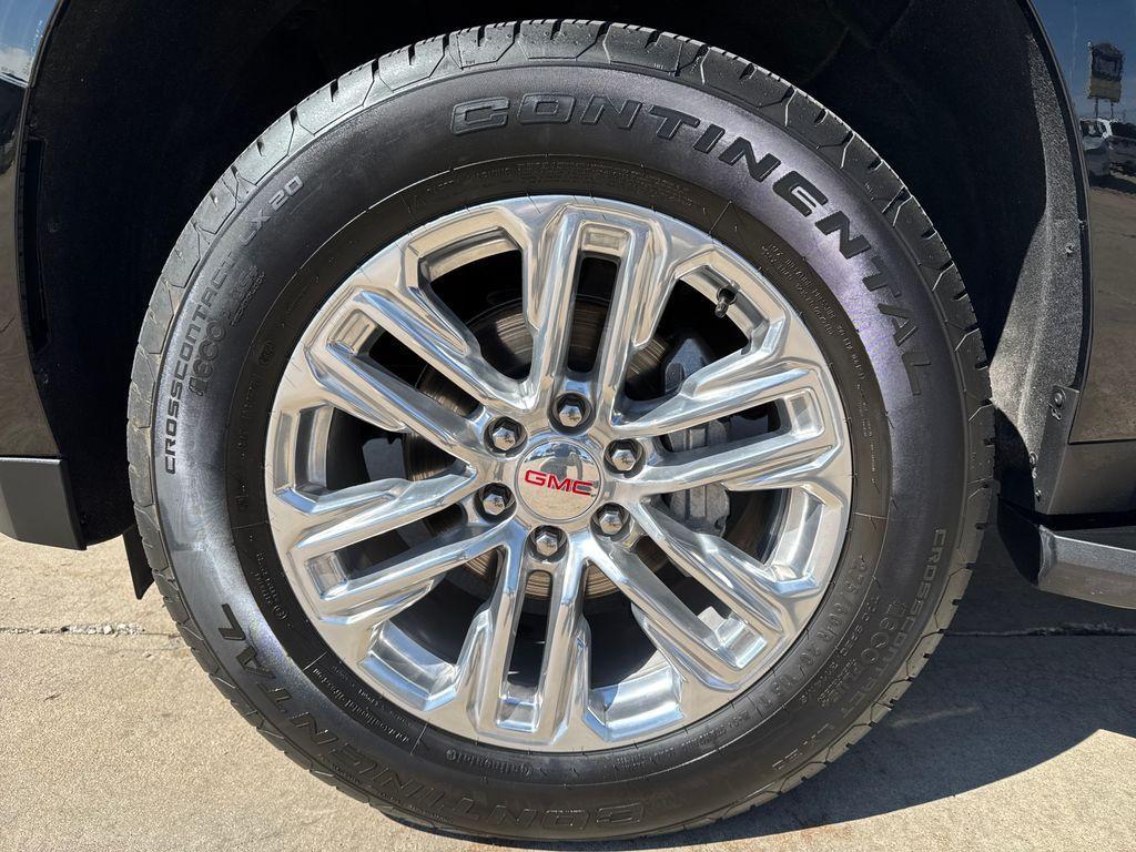 used 2023 GMC Yukon car, priced at $53,881