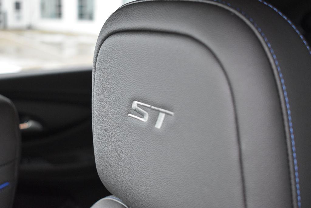 new 2026 Buick Envista car, priced at $29,480