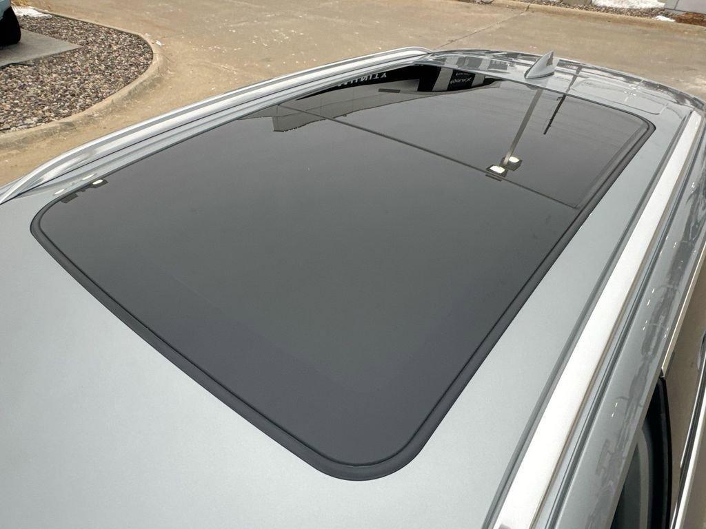 used 2023 Buick Envision car, priced at $34,647