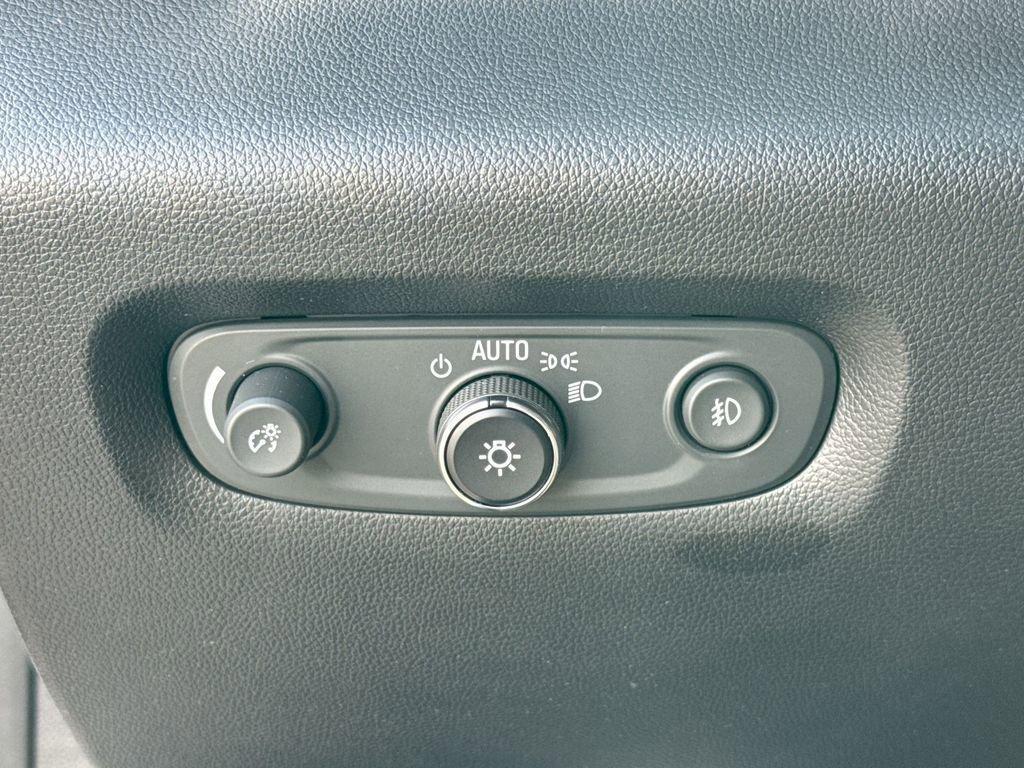 used 2019 Chevrolet Traverse car, priced at $18,984