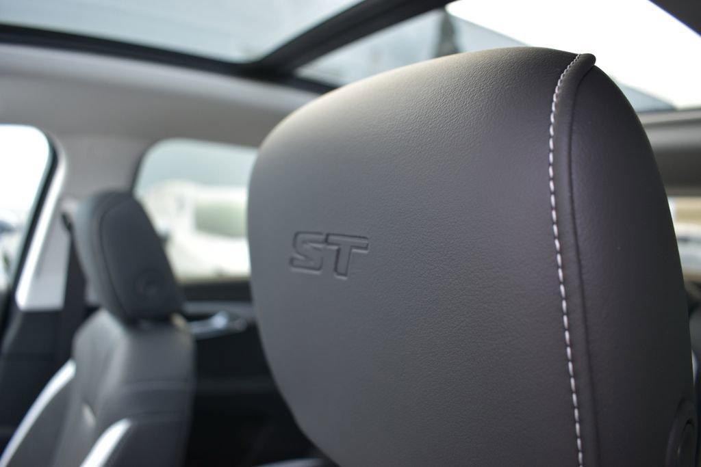 new 2026 Buick Envision car, priced at $49,260