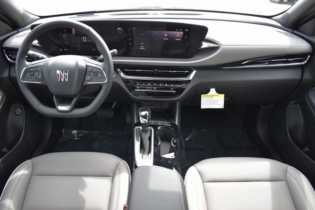 new 2025 Buick Envista car, priced at $28,785