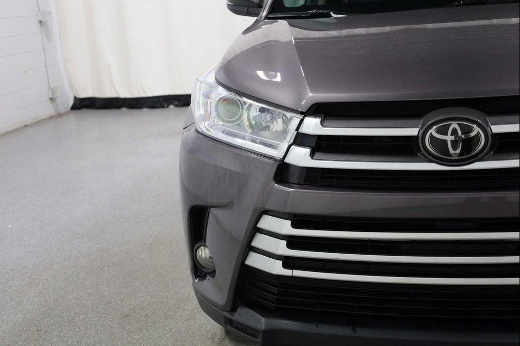 used 2019 Toyota Highlander car, priced at $22,995