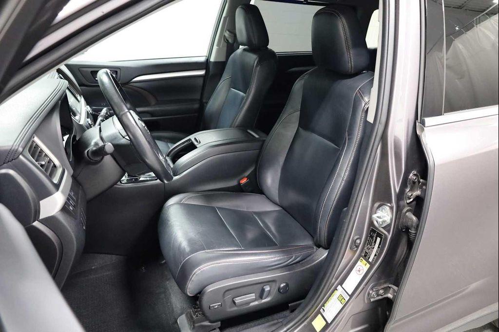 used 2019 Toyota Highlander car, priced at $22,995