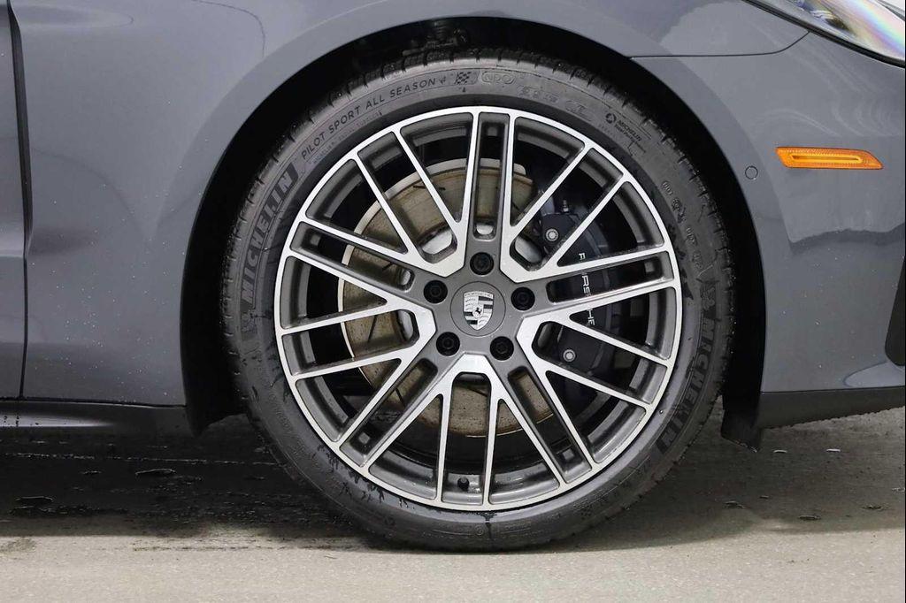 new 2026 Porsche Panamera car, priced at $151,430