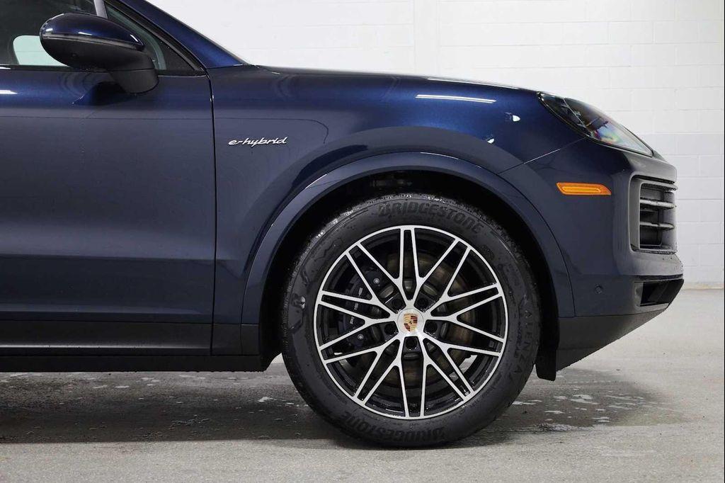 new 2026 Porsche Cayenne car, priced at $126,440