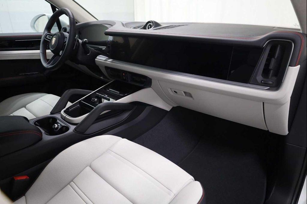 new 2025 Porsche Cayenne car, priced at $165,075