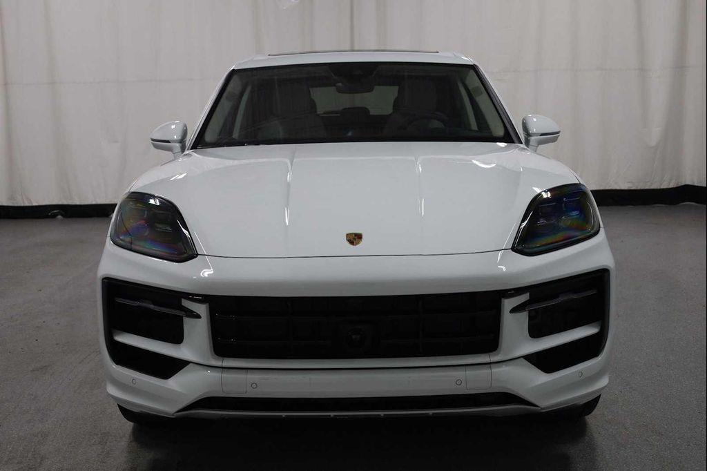 new 2025 Porsche Cayenne car, priced at $165,075