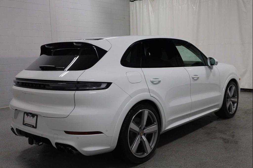 new 2025 Porsche Cayenne car, priced at $165,075
