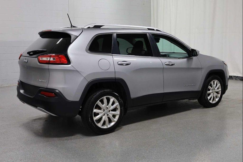 used 2016 Jeep Cherokee car, priced at $9,765