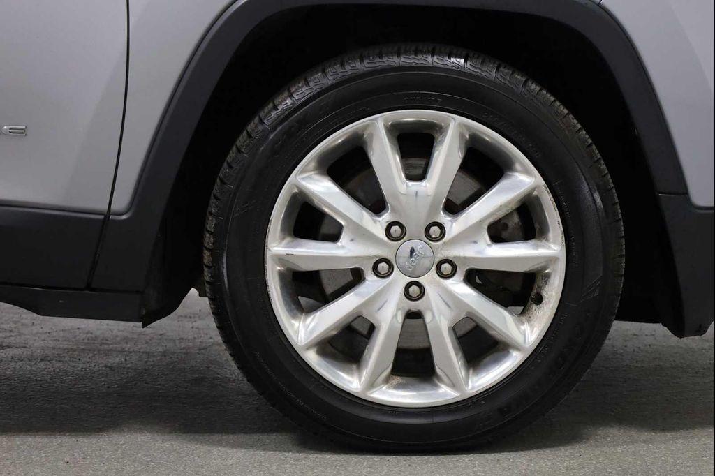 used 2016 Jeep Cherokee car, priced at $9,765