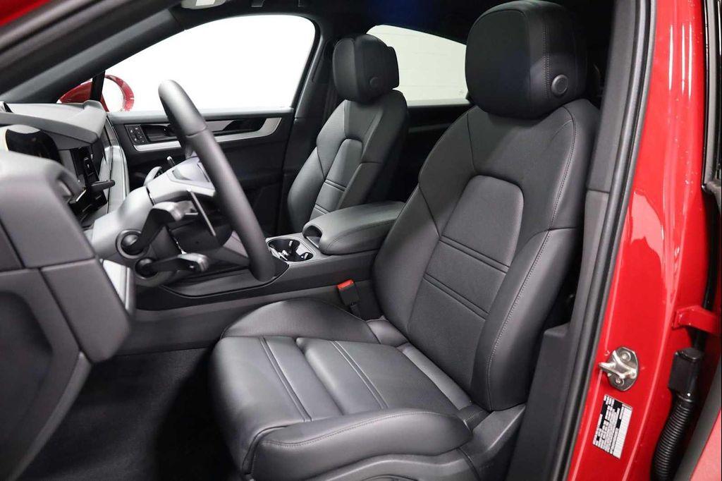 new 2025 Porsche Cayenne car, priced at $108,525