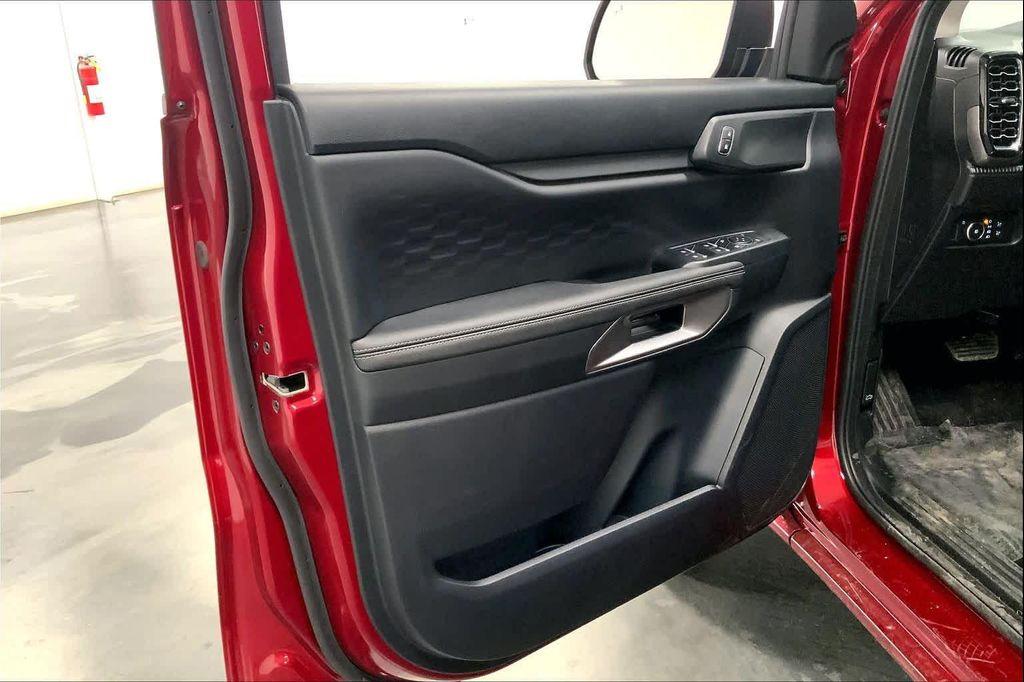 new 2025 Ford Ranger car, priced at $34,525