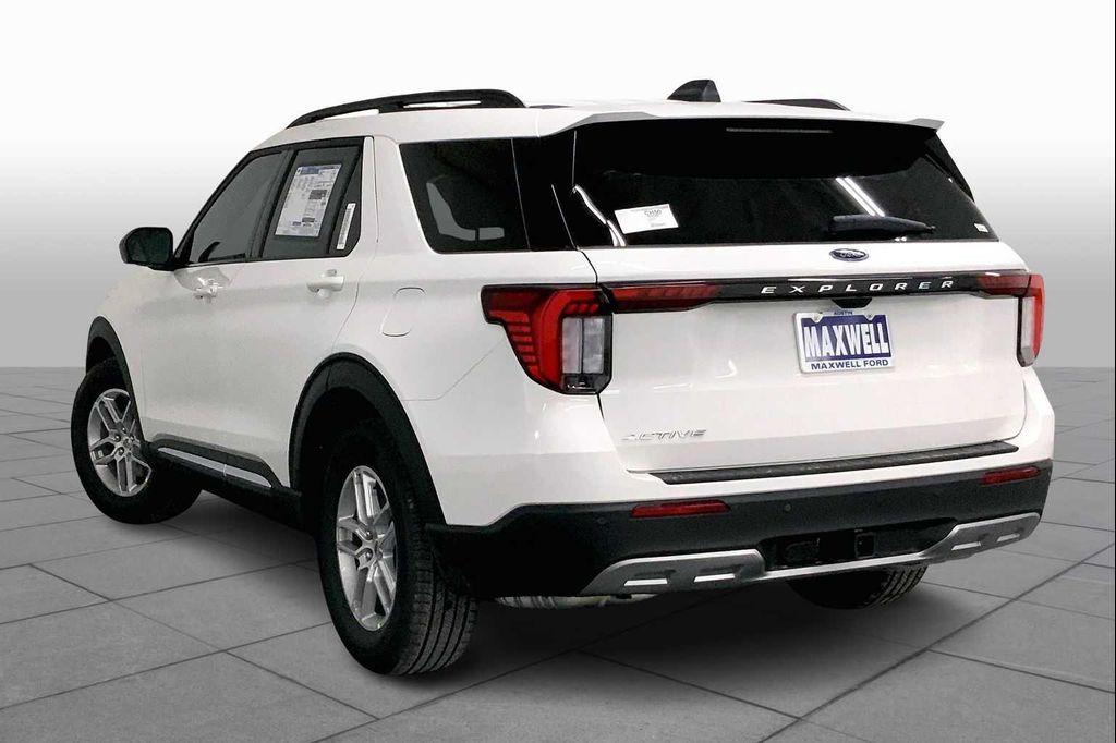new 2025 Ford Explorer car, priced at $44,460